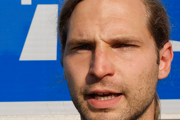 Grenzkontrollen: Toni Schuberl (Bündnis 90/Die Grünen) an der Ausfahrt Pocking Autobahn A3.