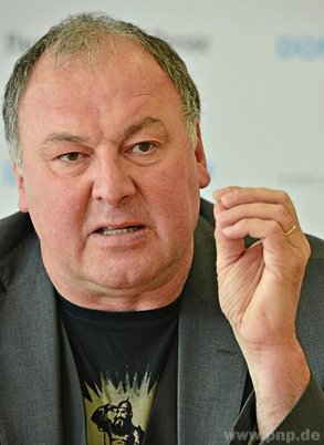 Der Mallersdorfer Bundestagsabgeordnete Erhard Grundl sieht Wissen und Kompetenz als wesentlich für eine funktionierende Erinnerungskultur. -Foto: Jäger