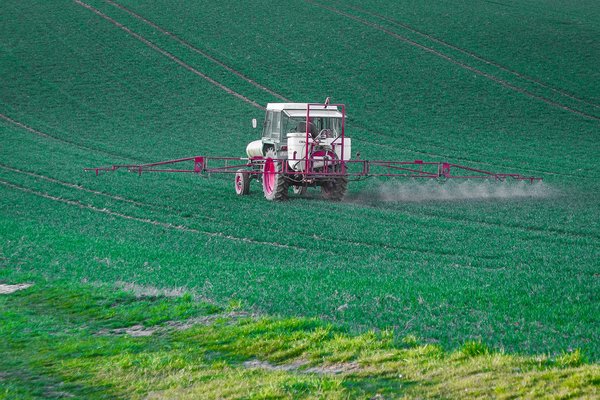 Pestizid-Einsatz; Foto: pixabay