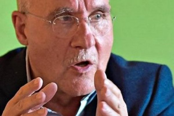 Professor Maurizio Bach sprach bei der Veranstaltung der Grünen in Jacking über die künftige Entwicklung Europas. | Foto: Schoyerer